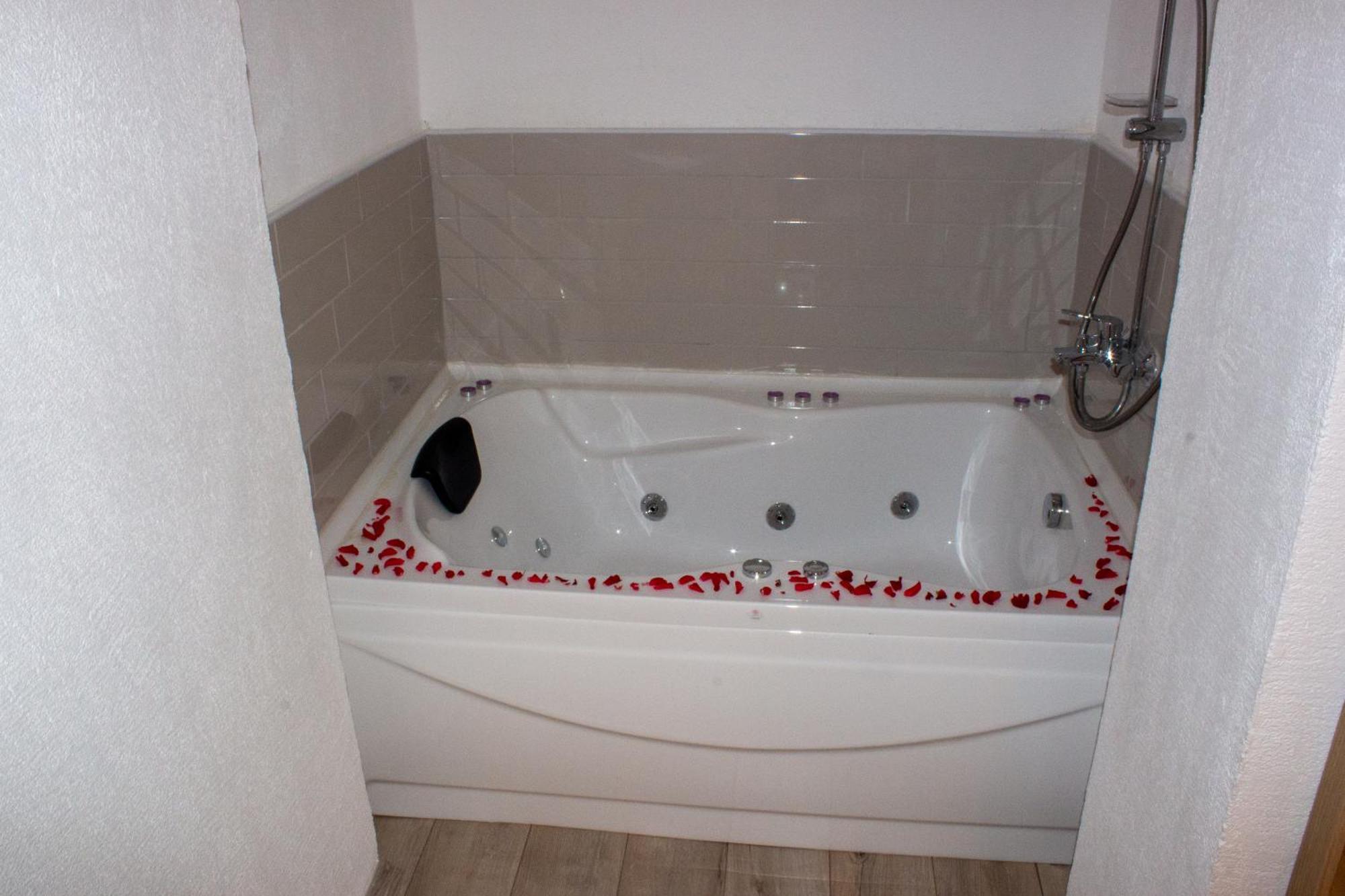 Aloha Suites Мармарис Экстерьер фото